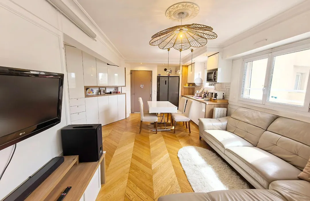 Lux Belleville-1